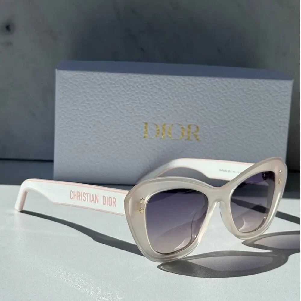 NEW Dior Pacific B3U Logo Sunglasses Cat Eye Milky Pink